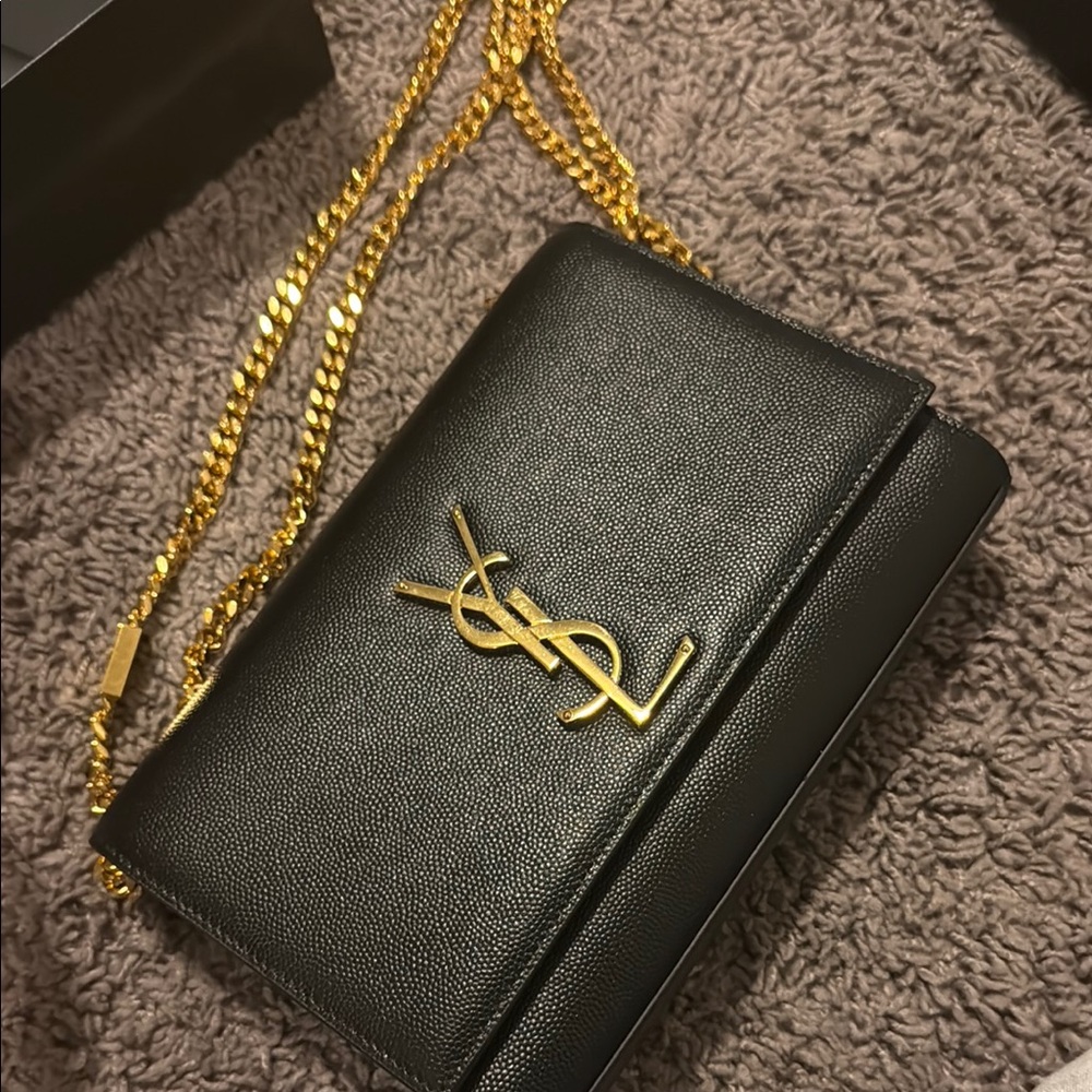 Yves Saint Laurent Kate Small Chain Bag in grain de poudre